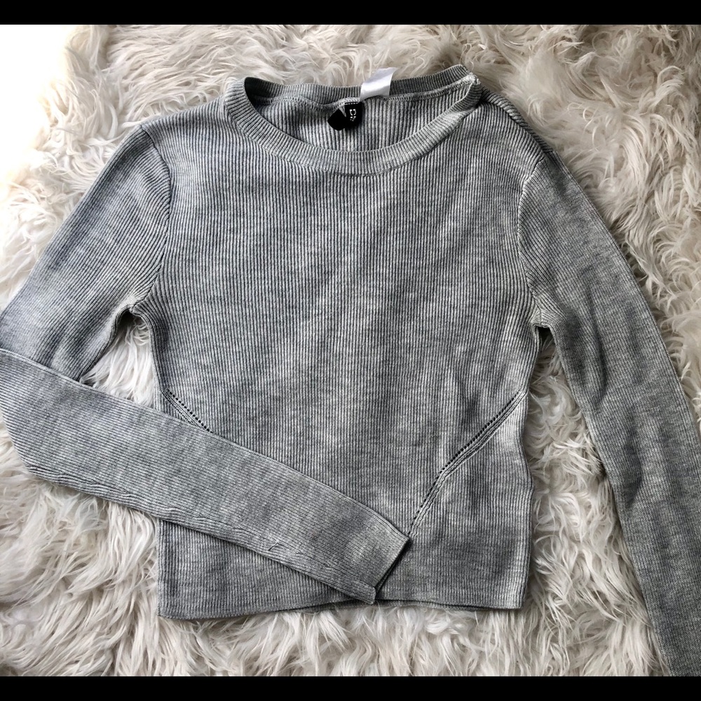 H&M Cropped Sweater